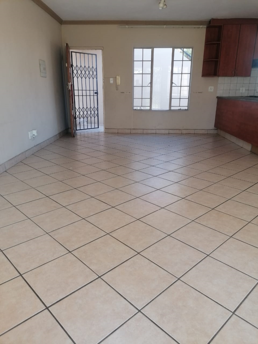 2 Bedroom Property for Sale in Country View Gauteng