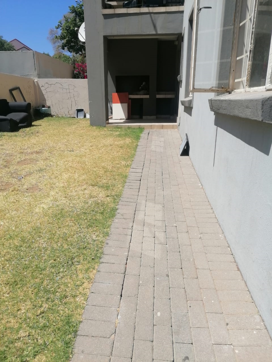 2 Bedroom Property for Sale in Country View Gauteng
