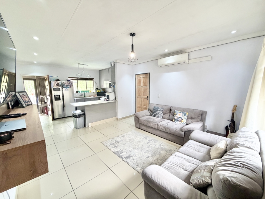 3 Bedroom Property for Sale in Halfway Gardens Gauteng