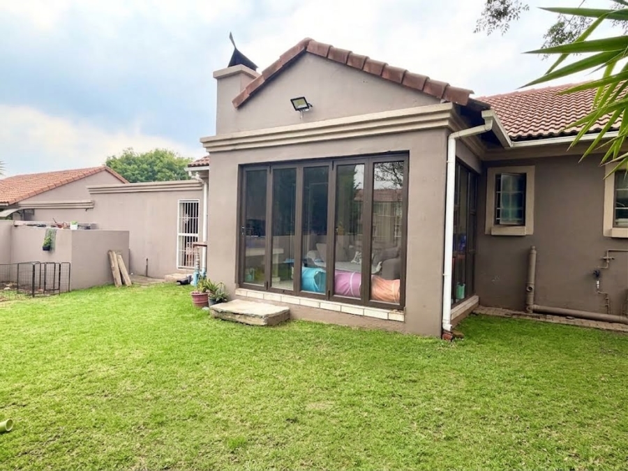 3 Bedroom Property for Sale in Halfway Gardens Gauteng