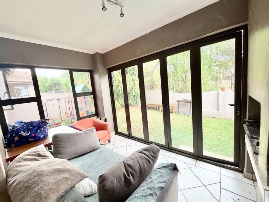 3 Bedroom Property for Sale in Halfway Gardens Gauteng