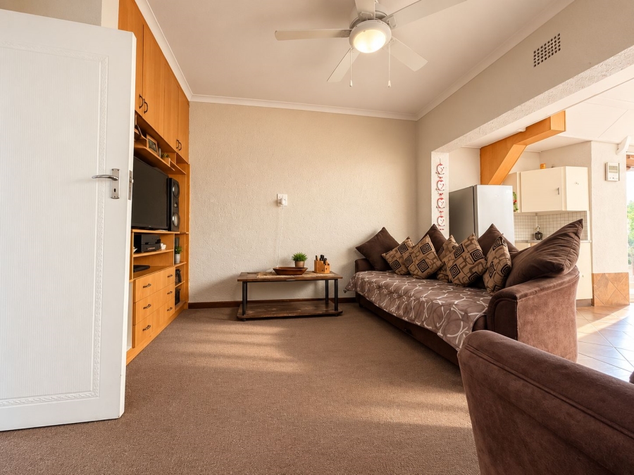 6 Bedroom Property for Sale in Greenhills Gauteng