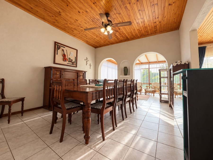 6 Bedroom Property for Sale in Greenhills Gauteng
