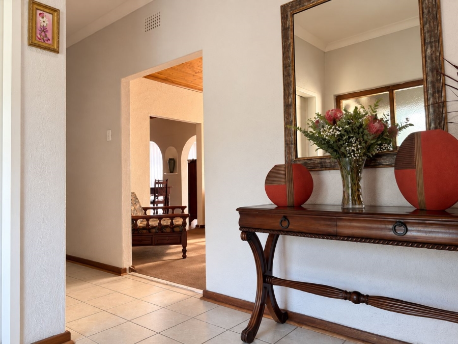 6 Bedroom Property for Sale in Greenhills Gauteng
