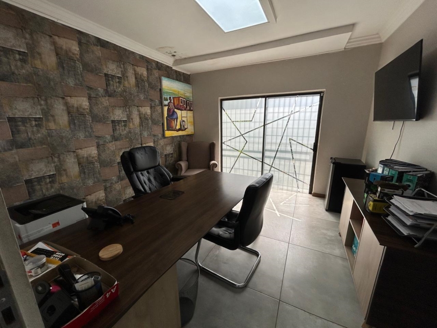 Commercial Property for Sale in Halfway House Gauteng