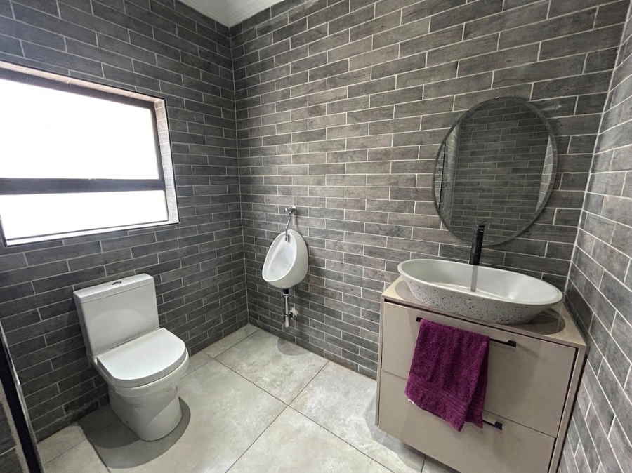 Commercial Property for Sale in Halfway House Gauteng