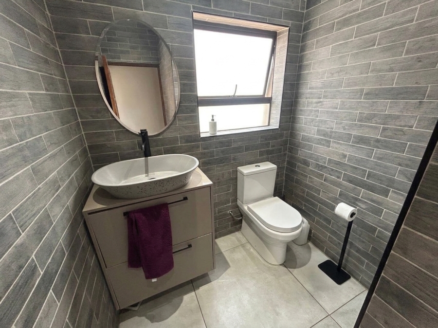Commercial Property for Sale in Halfway House Gauteng