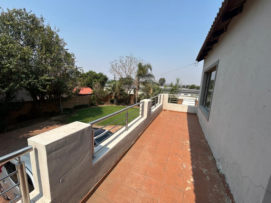 Commercial Property for Sale in Halfway House Gauteng