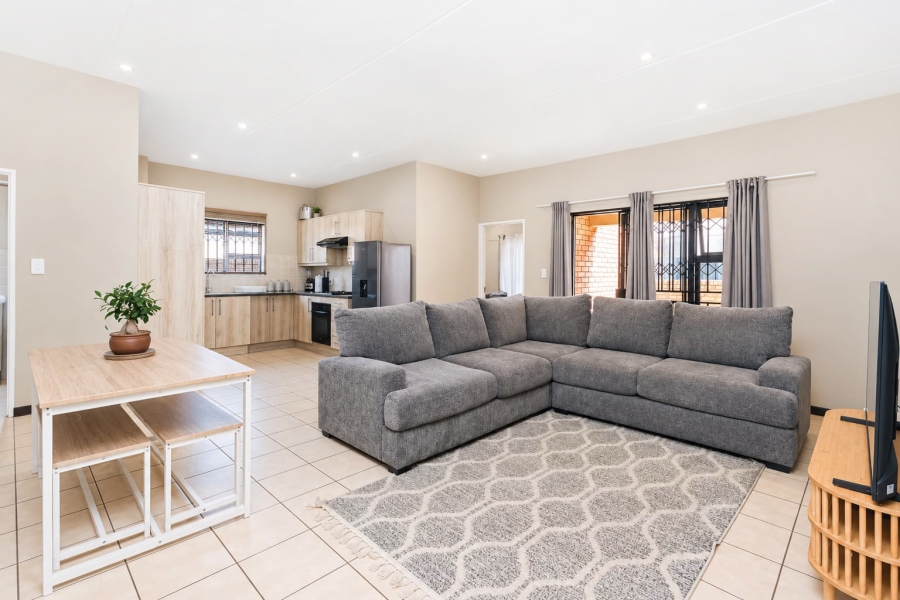 3 Bedroom Property for Sale in Wilgeheuwel Gauteng