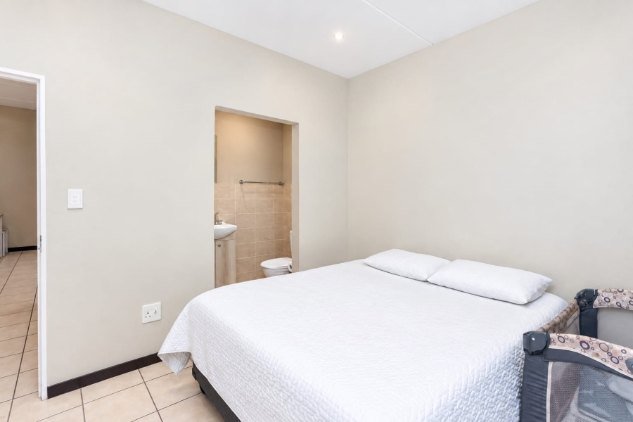 3 Bedroom Property for Sale in Wilgeheuwel Gauteng