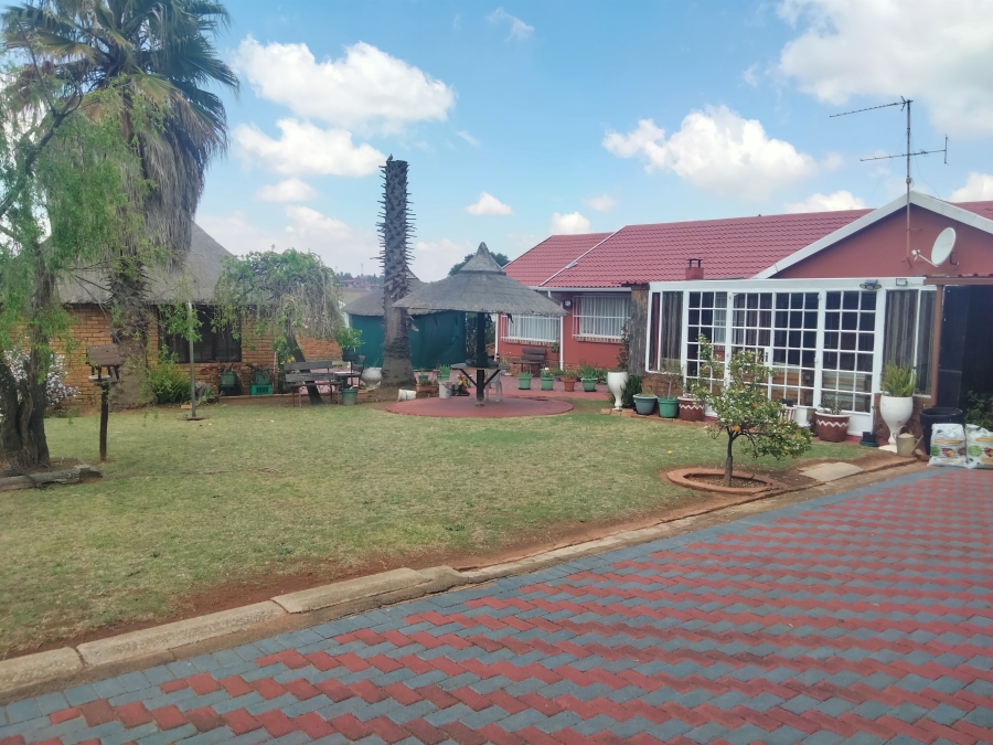 3 Bedroom Property for Sale in Mindalore Gauteng