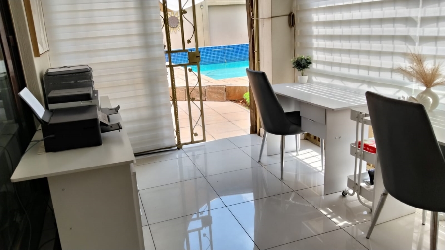 4 Bedroom Property for Sale in Chancliff Ridge Gauteng