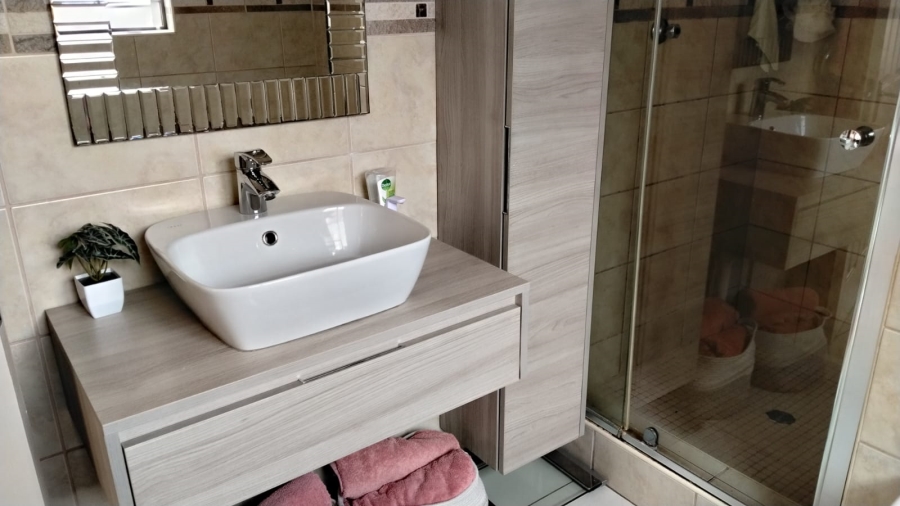 4 Bedroom Property for Sale in Chancliff Ridge Gauteng