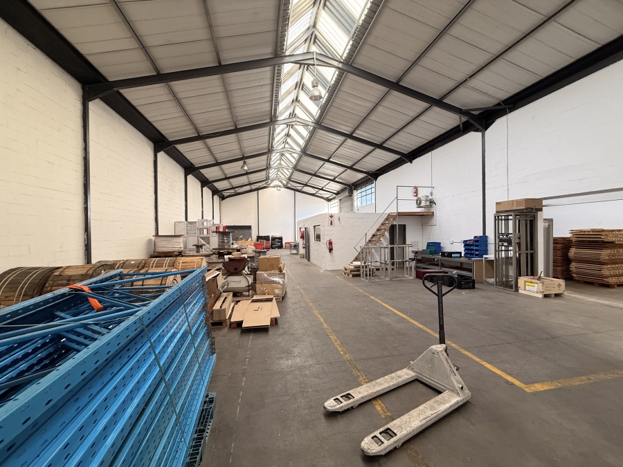 To Let Commercial Property for Rent in Alrode Gauteng