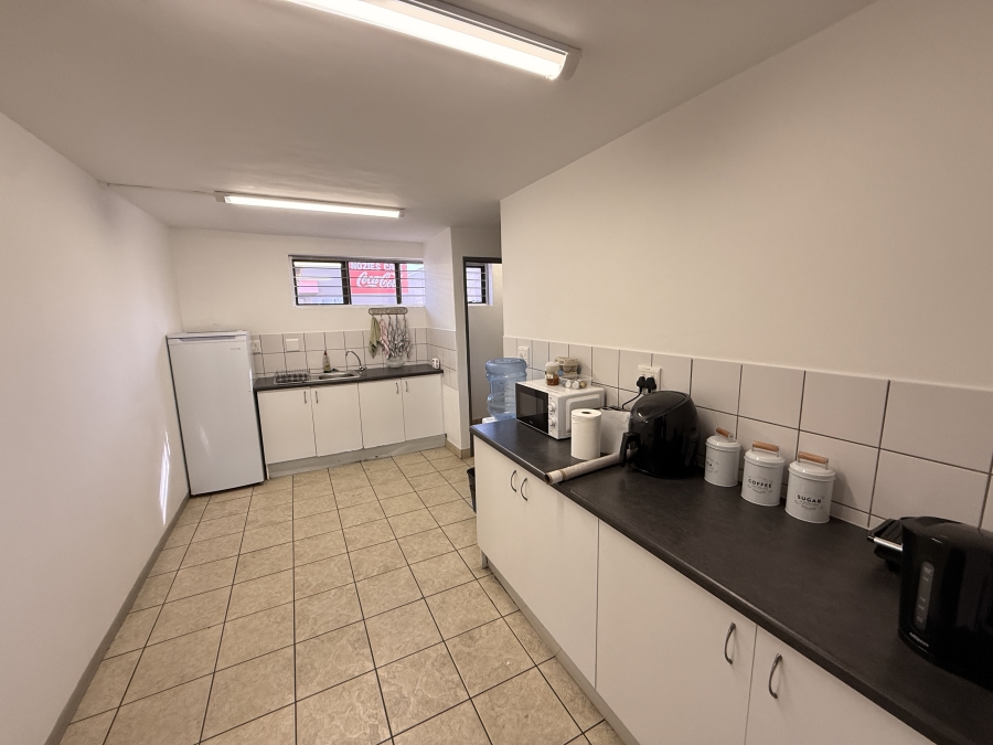 To Let Commercial Property for Rent in Alrode Gauteng