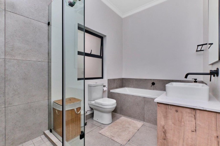 4 Bedroom Property for Sale in Bryanston Gauteng