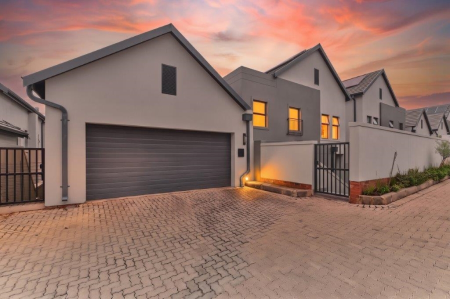 4 Bedroom Property for Sale in Bryanston Gauteng
