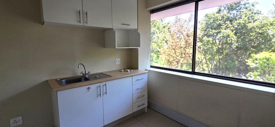 To Let Commercial Property for Rent in Woodmead Gauteng