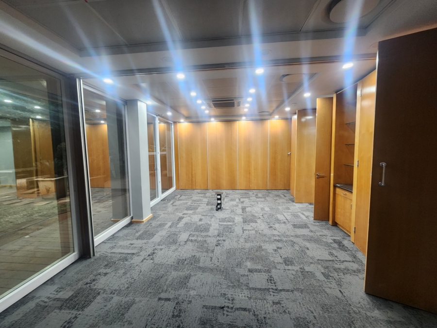 To Let Commercial Property for Rent in Wierda Valley Gauteng