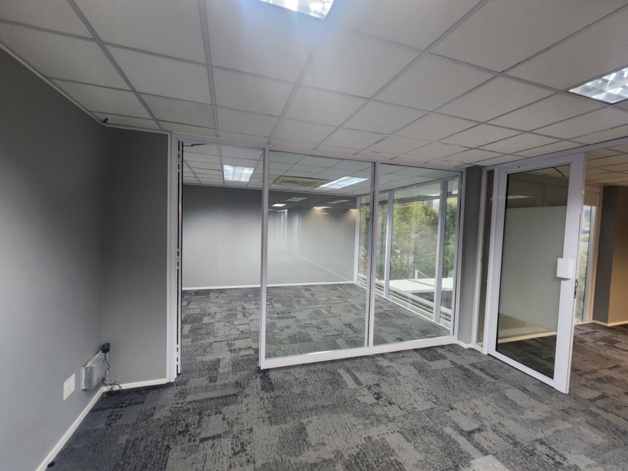 To Let Commercial Property for Rent in Wierda Valley Gauteng
