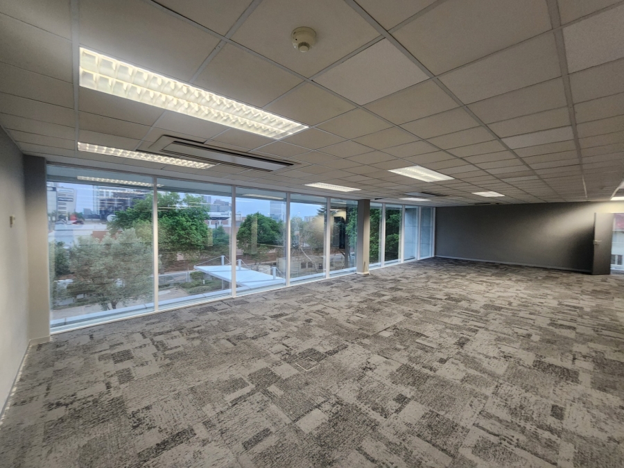 To Let Commercial Property for Rent in Wierda Valley Gauteng
