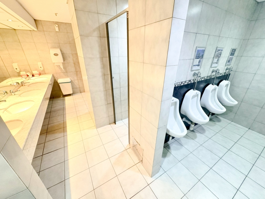 To Let Commercial Property for Rent in Auckland Park Gauteng