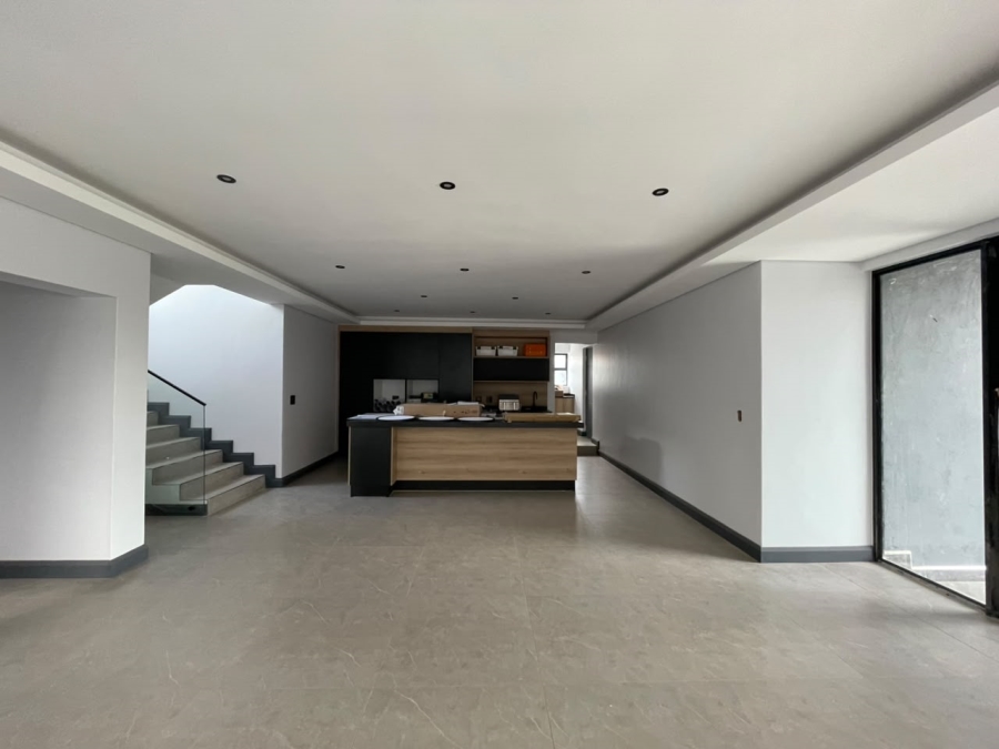 4 Bedroom Property for Sale in Fountainbrook Estate Gauteng