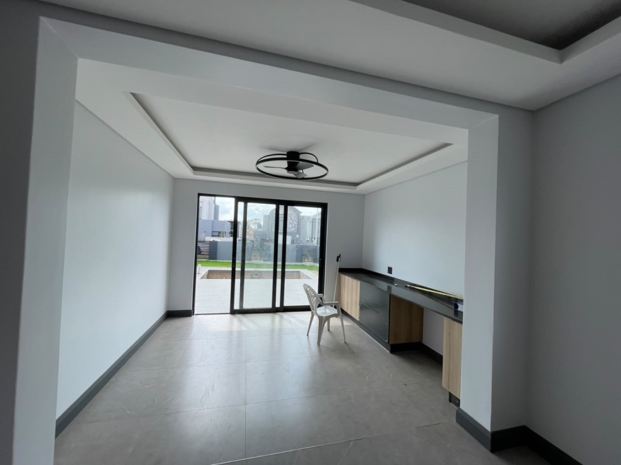 4 Bedroom Property for Sale in Fountainbrook Estate Gauteng