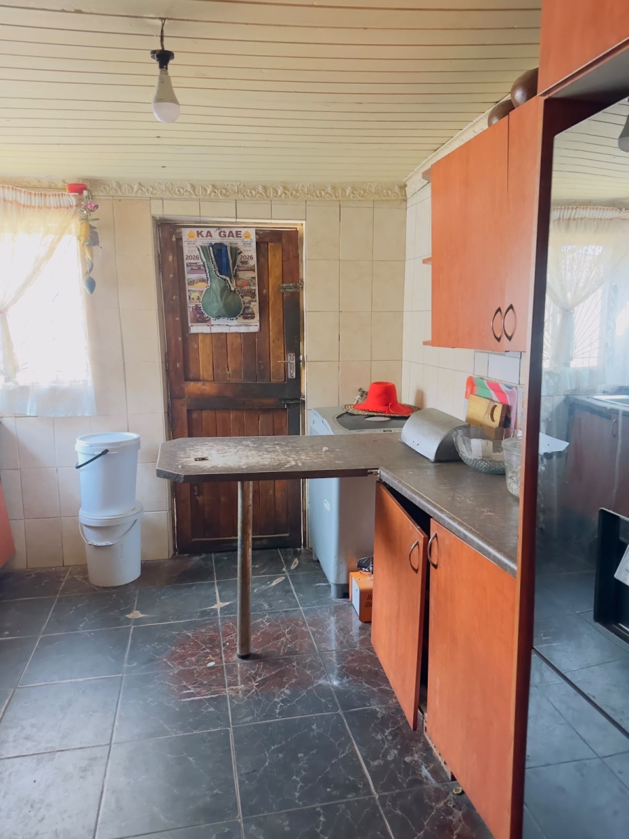 6 Bedroom Property for Sale in Ivory Park Gauteng