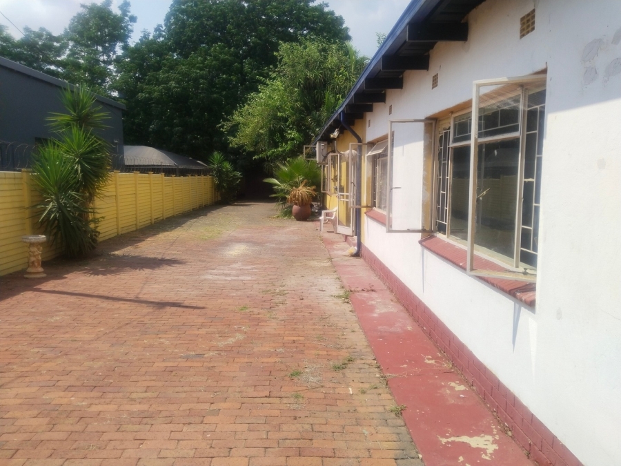To Let Commercial Property for Rent in Pretoria North Gauteng