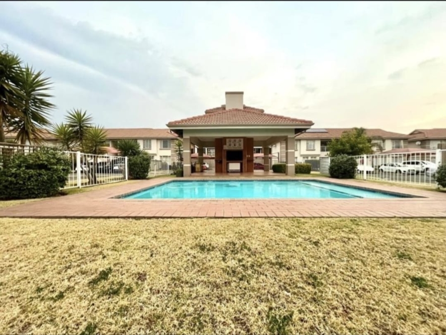 2 Bedroom Property for Sale in Brentwood Park Gauteng