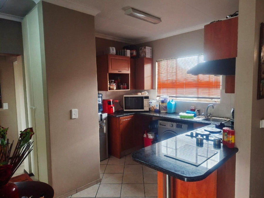 2 Bedroom Property for Sale in Brentwood Park Gauteng