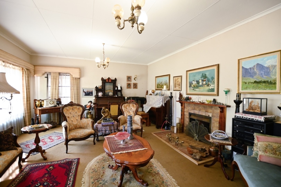 5 Bedroom Property for Sale in Theresa Park Gauteng
