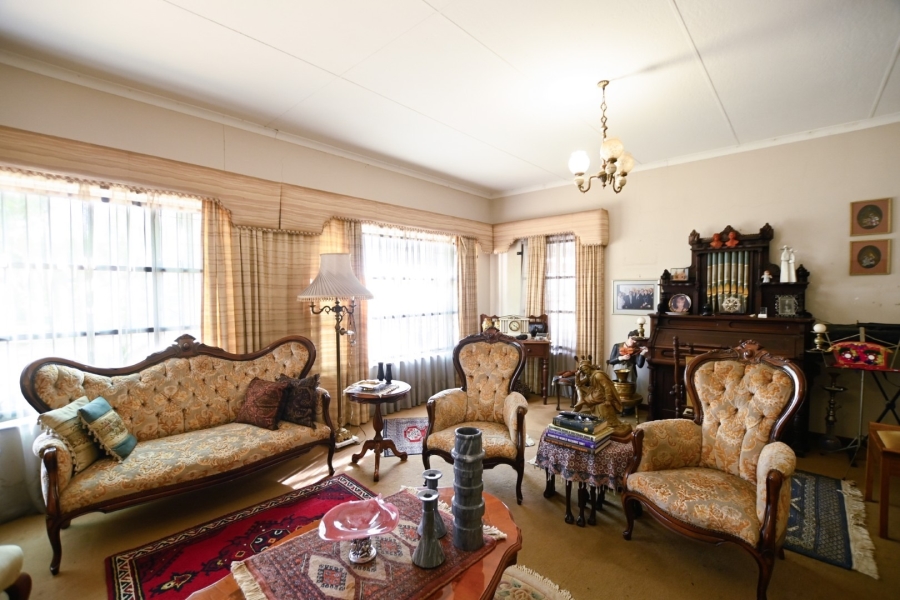 5 Bedroom Property for Sale in Theresa Park Gauteng