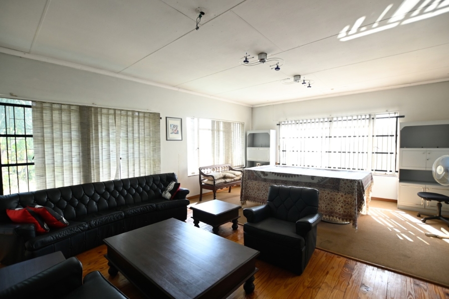 5 Bedroom Property for Sale in Theresa Park Gauteng