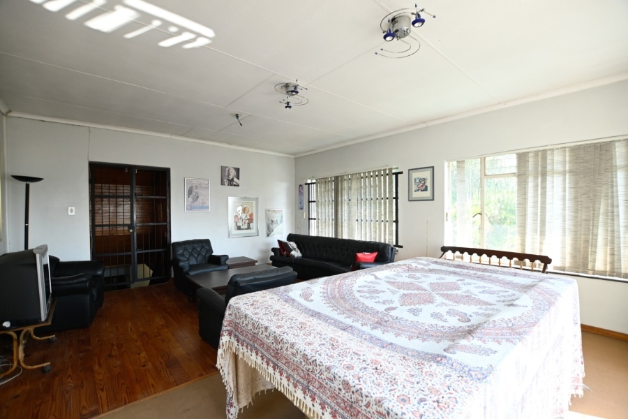 5 Bedroom Property for Sale in Theresa Park Gauteng
