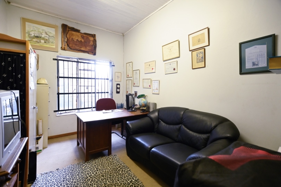 5 Bedroom Property for Sale in Theresa Park Gauteng