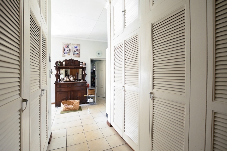 5 Bedroom Property for Sale in Theresa Park Gauteng