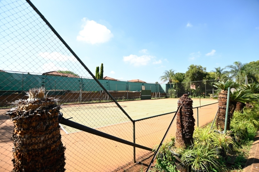 5 Bedroom Property for Sale in Theresa Park Gauteng