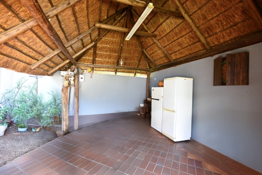 5 Bedroom Property for Sale in Theresa Park Gauteng