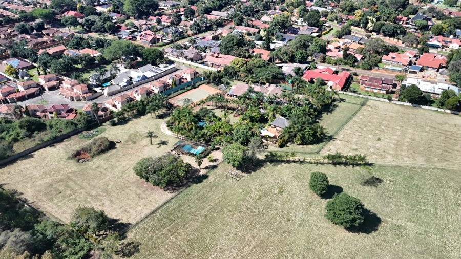 5 Bedroom Property for Sale in Theresa Park Gauteng