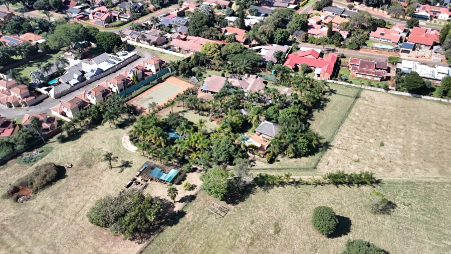 5 Bedroom Property for Sale in Theresa Park Gauteng