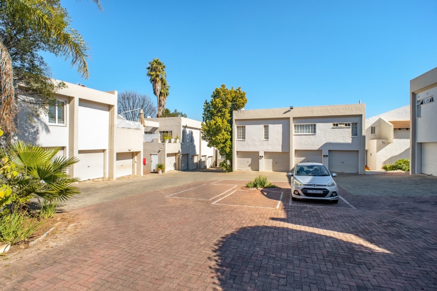2 Bedroom Property for Sale in Rivonia Gauteng