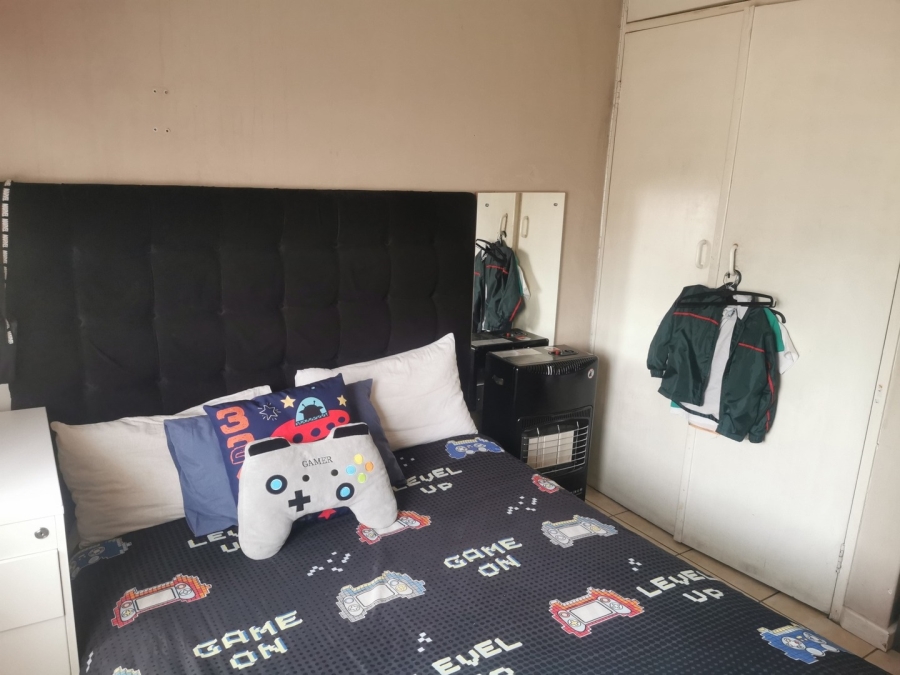 2 Bedroom Property for Sale in Wychwood Gauteng