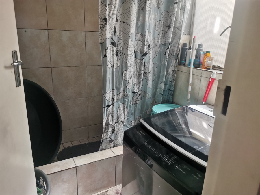 2 Bedroom Property for Sale in Wychwood Gauteng