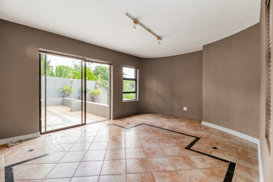 4 Bedroom Property for Sale in Fourways Gardens Gauteng