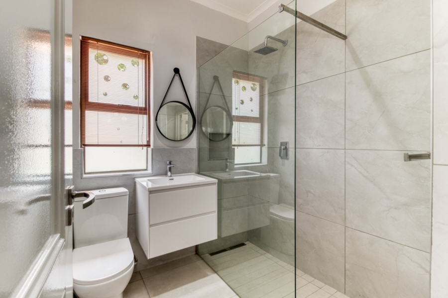 4 Bedroom Property for Sale in Fourways Gardens Gauteng