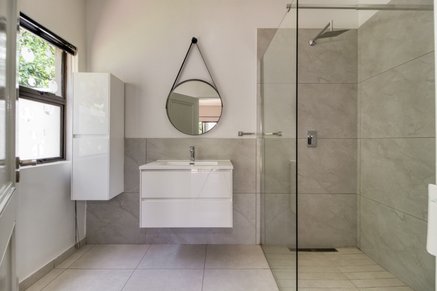 4 Bedroom Property for Sale in Fourways Gardens Gauteng