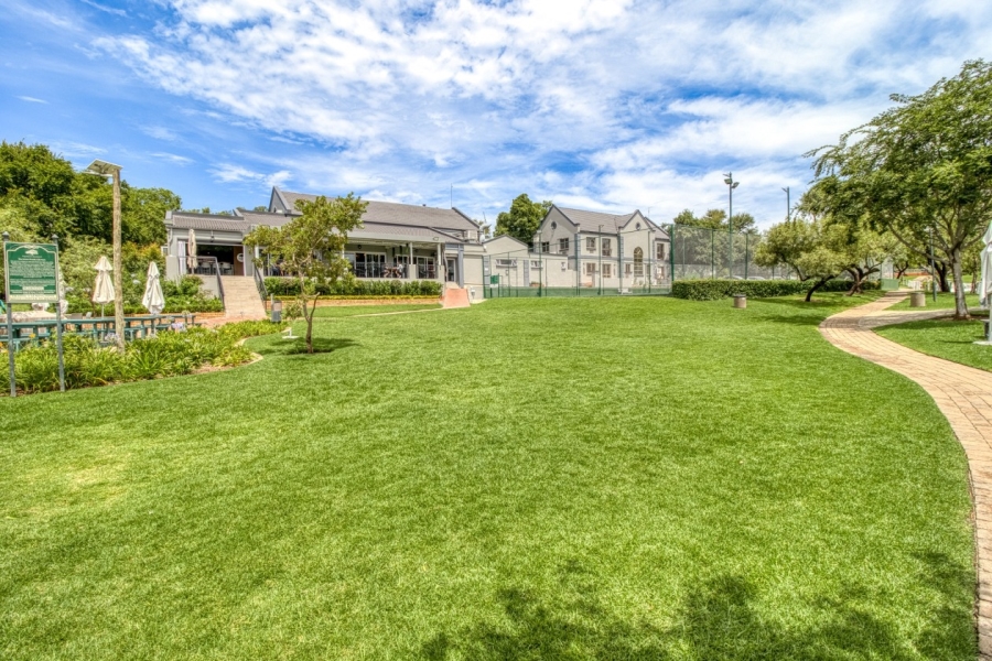 4 Bedroom Property for Sale in Fourways Gardens Gauteng