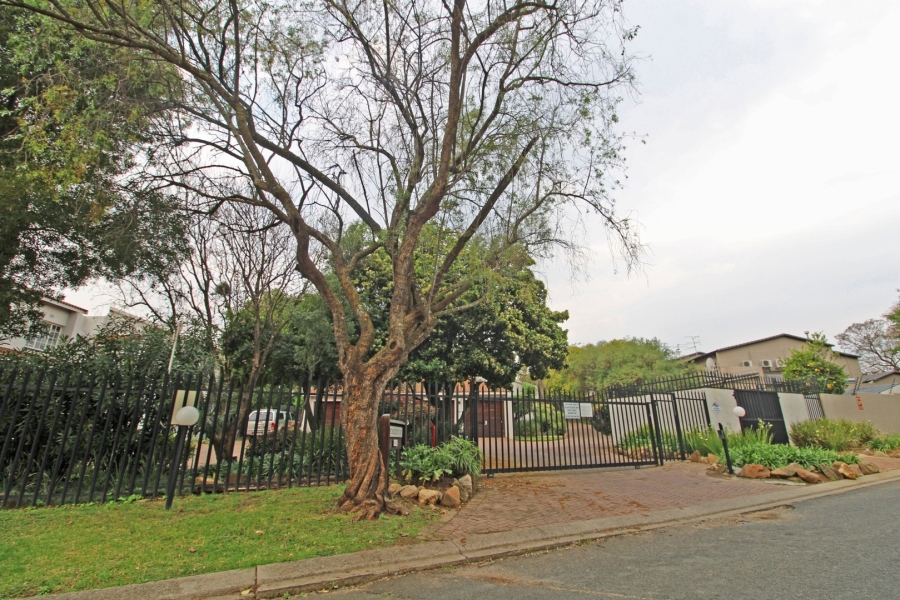 To Let 3 Bedroom Property for Rent in Epsom Downs Gauteng